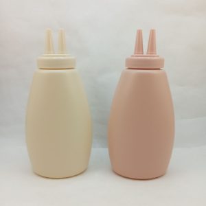 BOUTEILLE SAUCE coloré 2trous 400ml 2pcs/pack 160set/ctn P31 02.25 *