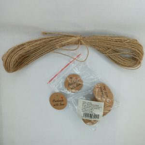 ETIQUETTE KRAFT MSGL24 FICELLES 30x30mm 100pcs+20m ficelle P23*R4.23*